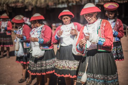 Peru Travel Portrait Photography Documentary Portraiture Ccaccaccollo weaving community Sacred Valley of the Incas near Cusco Peru South America