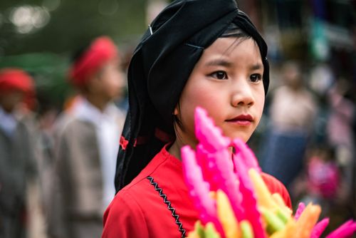 Documentary Travel Portrait Photography by UK London Documentary Portrait Photographer Myanmar Burma Pindaya 3